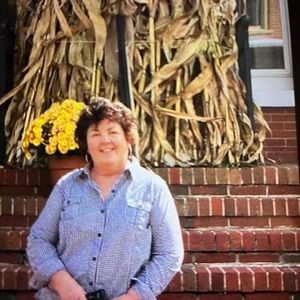 Meet your Posher, Lena